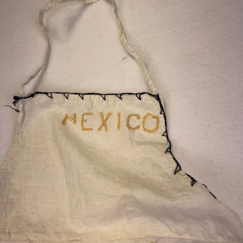 Vintage Mexico‎ Souvenir Apron Embroidered Floral Design Kitchen Decor
